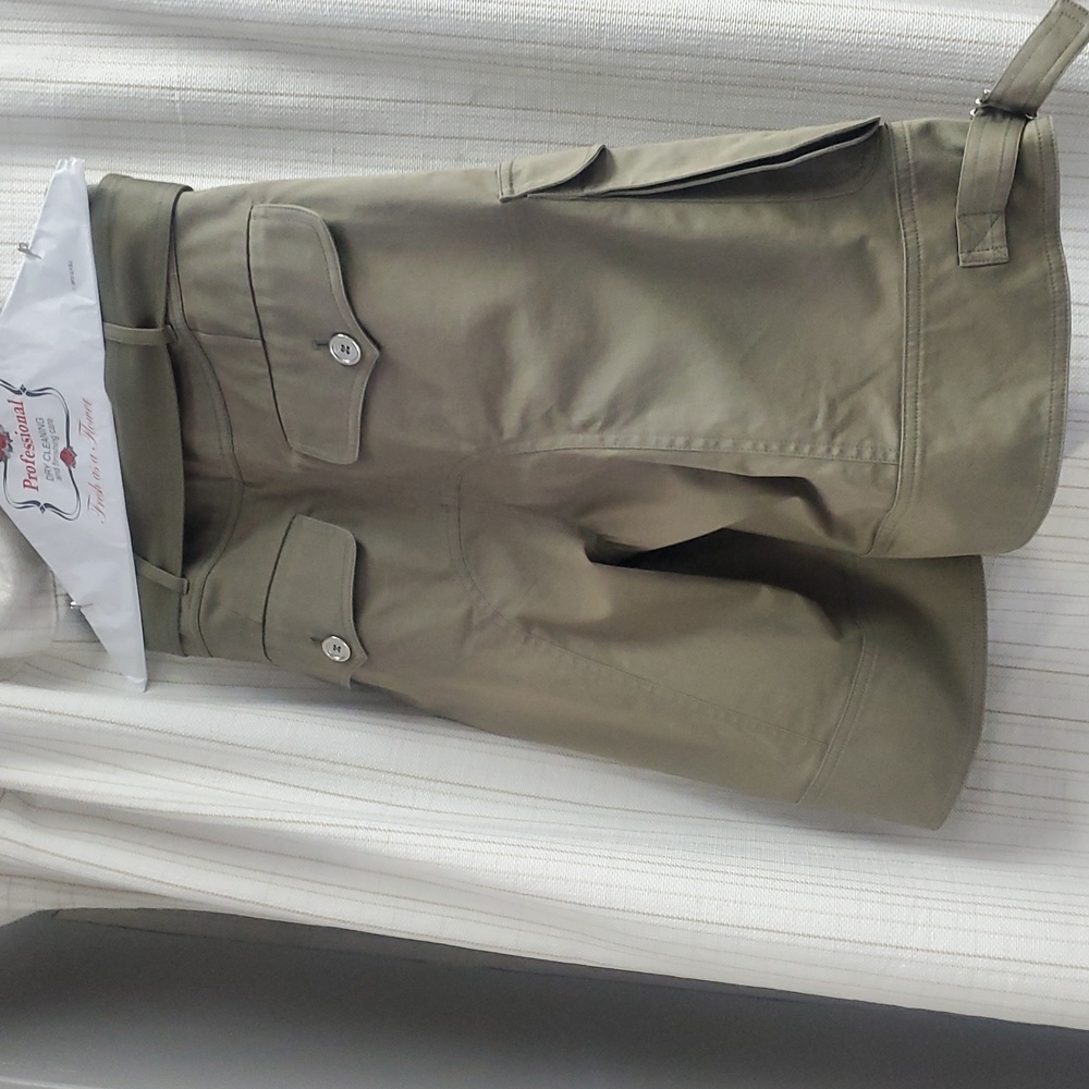 Burberry Cargo Shorts Khaki Green ITALY Size 34 - Picture 6 of 8